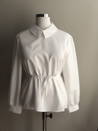 شومیز یقه ساده سفید